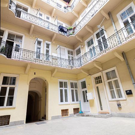Apartman 4 You Westend Budapest Exterior photo